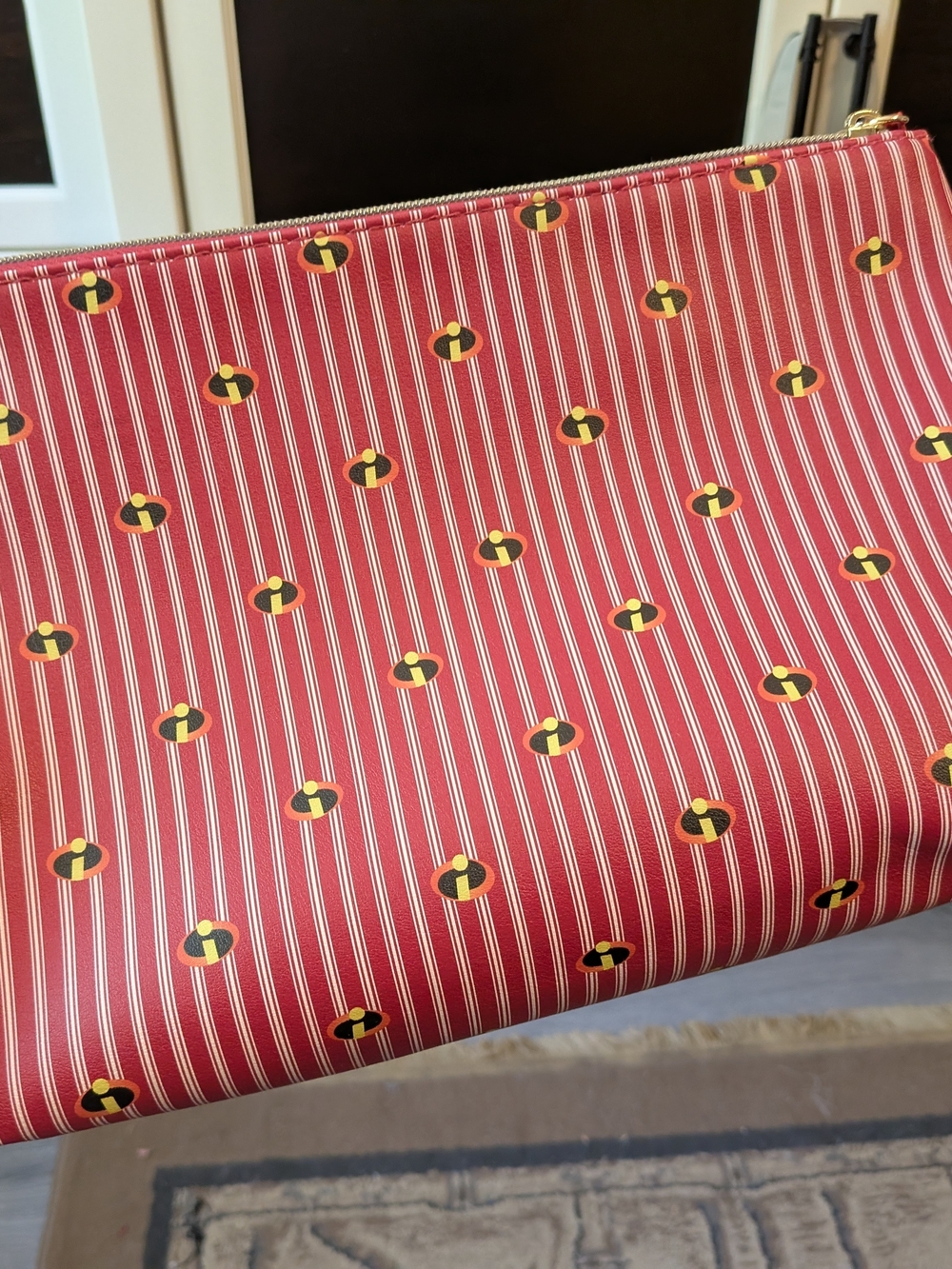 Pixar X Primark Disney The Incredibles Cosmetic Bag - Picture 7 of 11